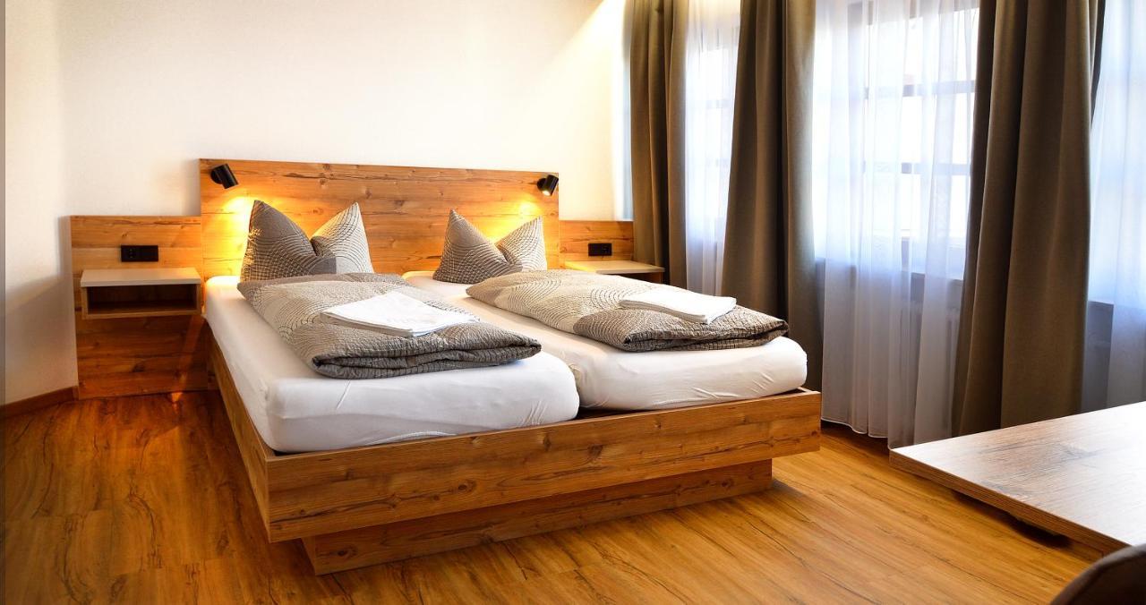 Gasthof Hotel Zur Post Кіферсфельден Екстер'єр фото