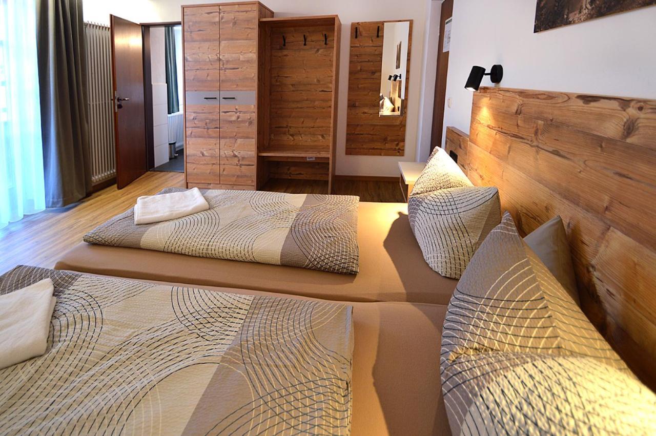 Gasthof Hotel Zur Post Кіферсфельден Екстер'єр фото